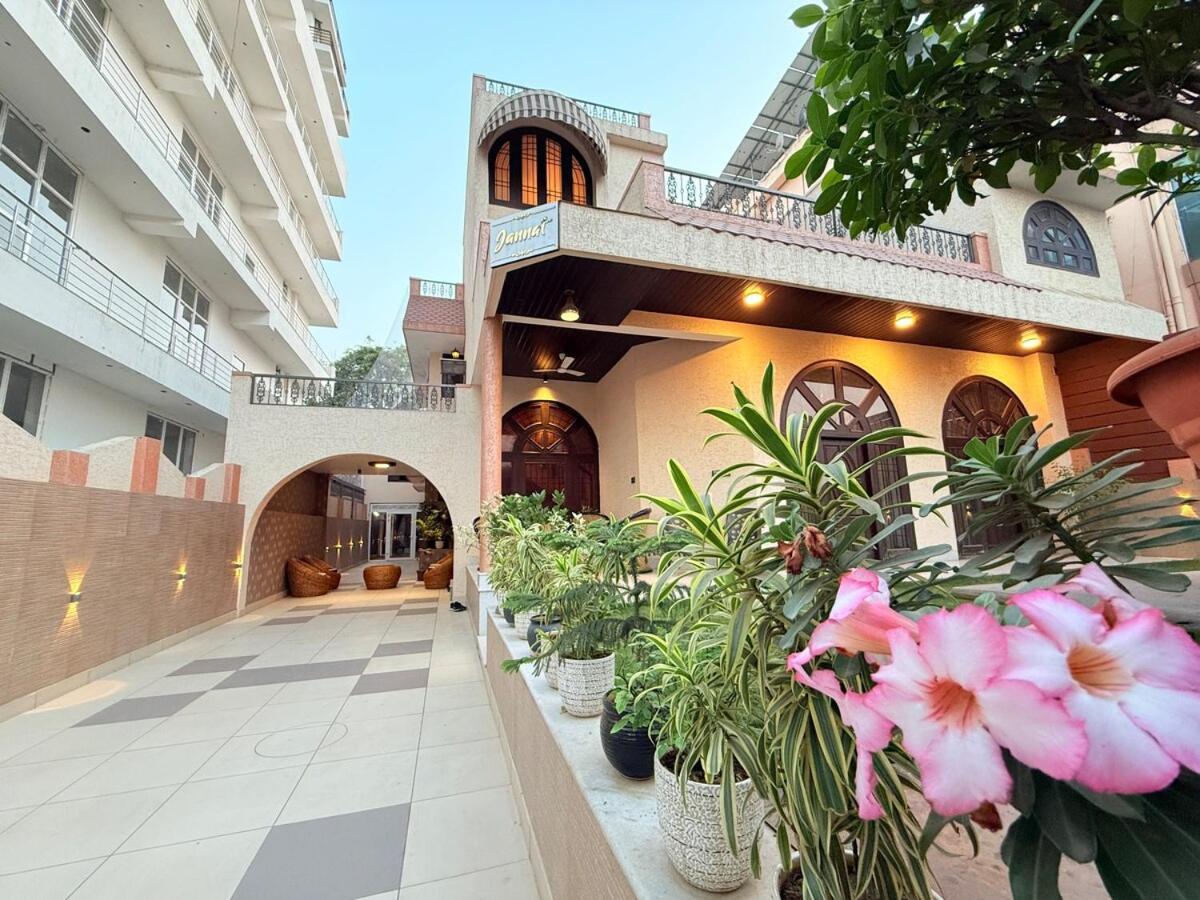 Palm Mansion By Palm Leisure Stays Džajpur Exteriér fotografie